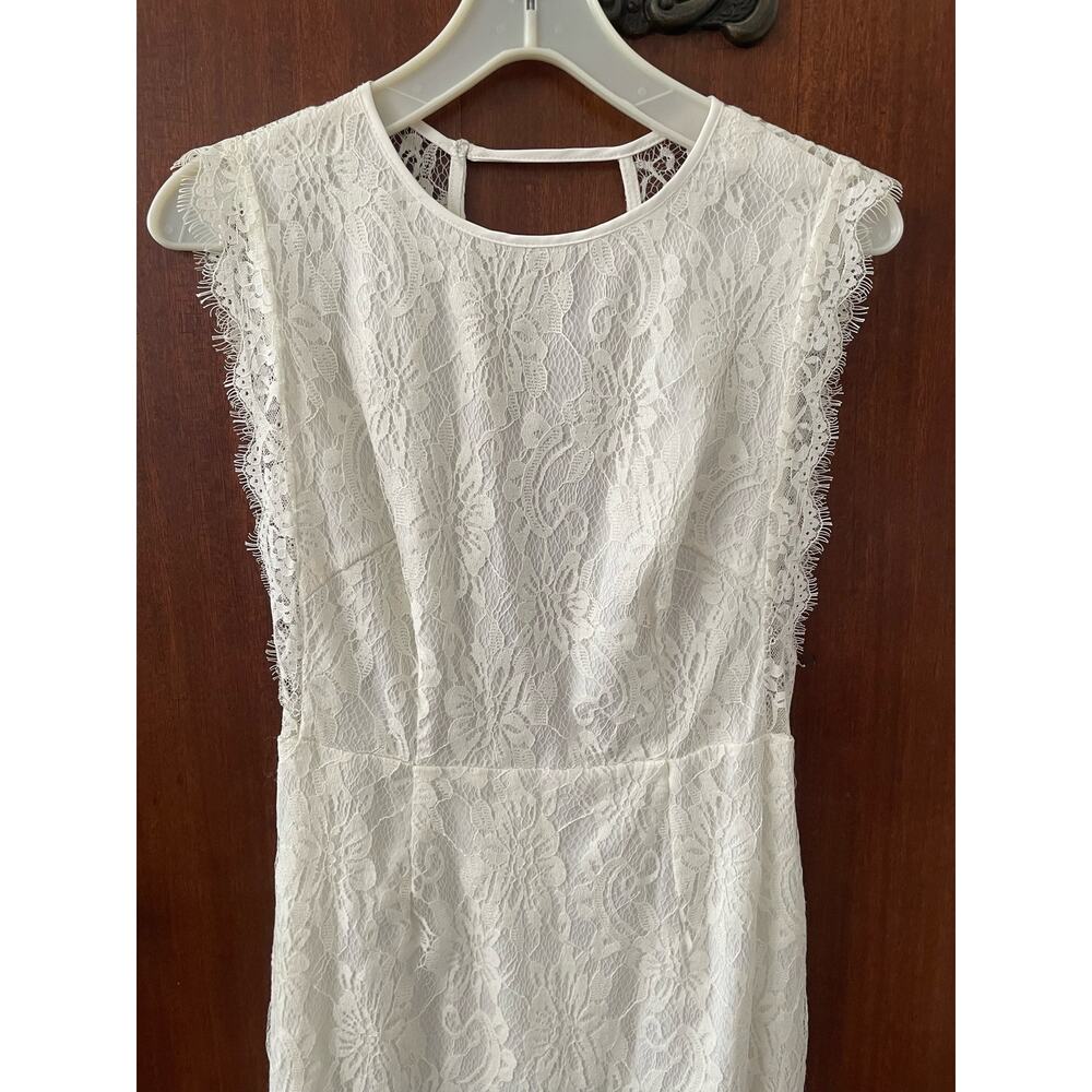 NWT Kimchi Blue Women’s Ivory Lace Sleeveless Open Back Dress size 6. - Picture 5 of 15